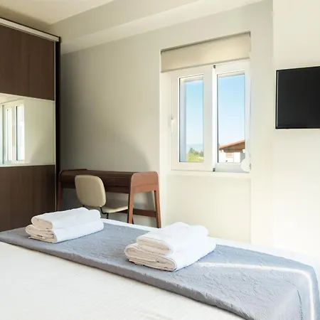 Serenite Maison 아파트 레프킴미