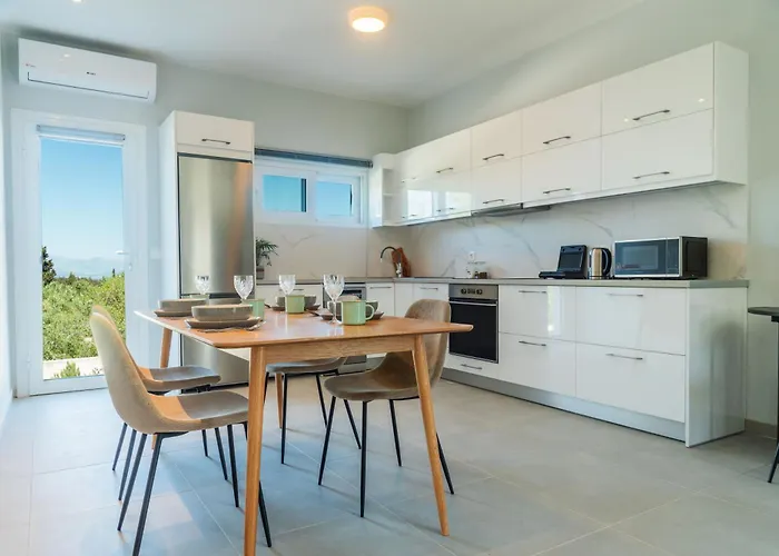 Serenite Maison Appartement Lefkímmi